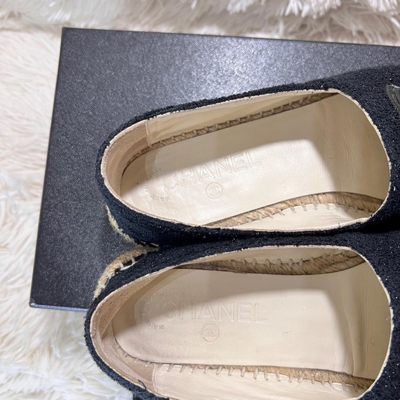 Authentic Chanel Espadrilles Metallic tweed and Patent Leather - Picture 6 of 9